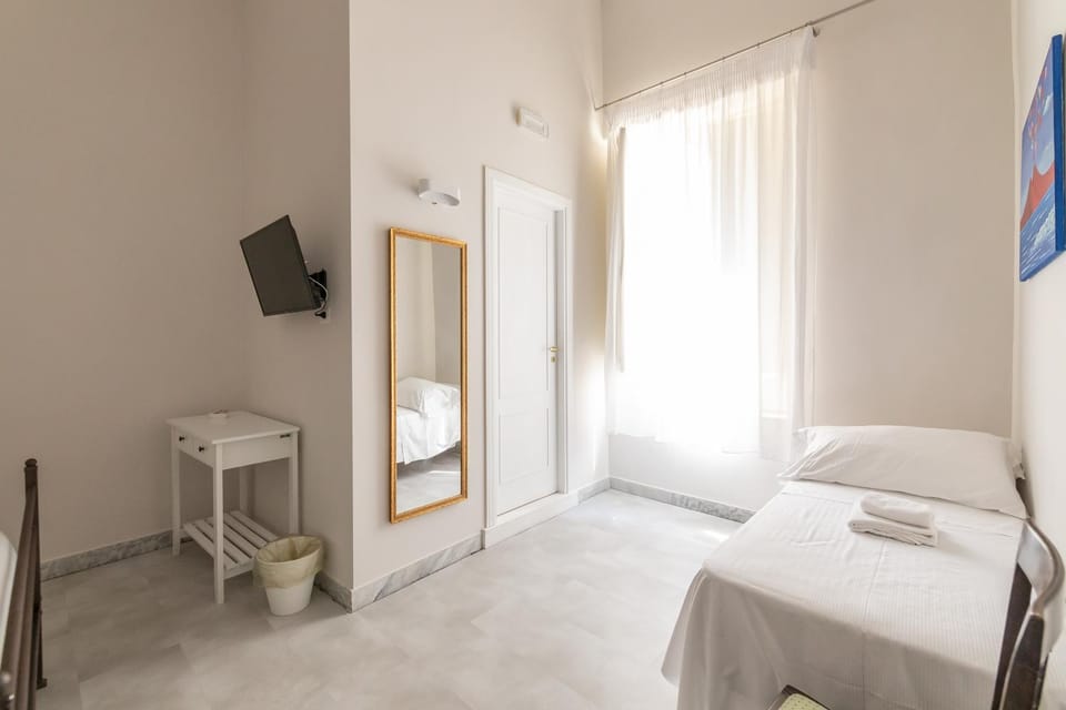 EFFE SUITES Bed and Breakfast in Naples