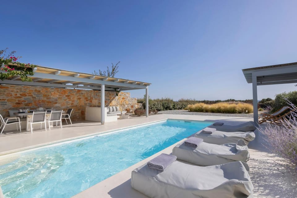 Villa Dione, private pool & seaview by Naxos Dunes Villa in Naxos, Naxos and Lesser Cyclades, Greece