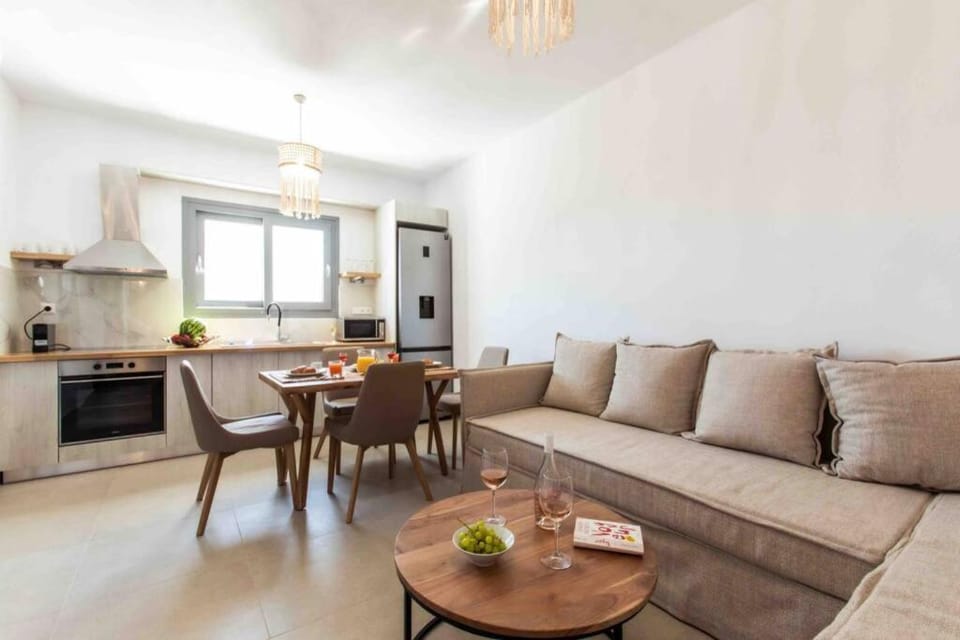 Aeron Villas and Suites Naxos Apartment in Naxos, Naxos and Lesser Cyclades, Greece