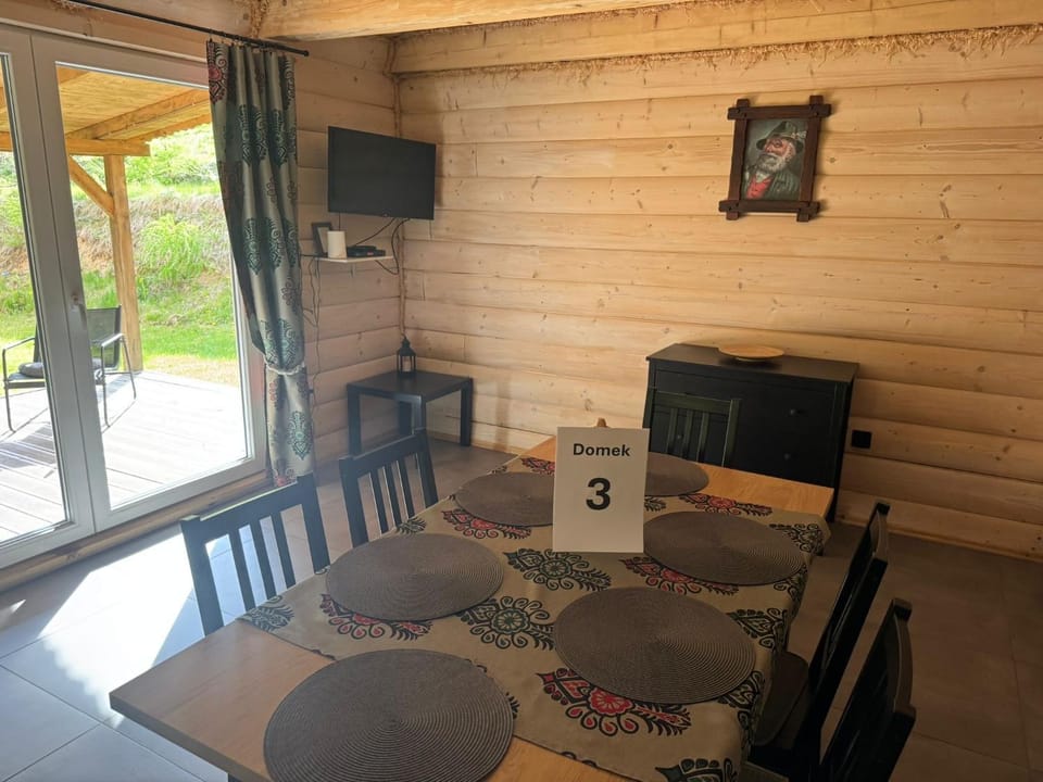 Domki Bieszczady - Baza uŚmiechów Chalet in Slovakia