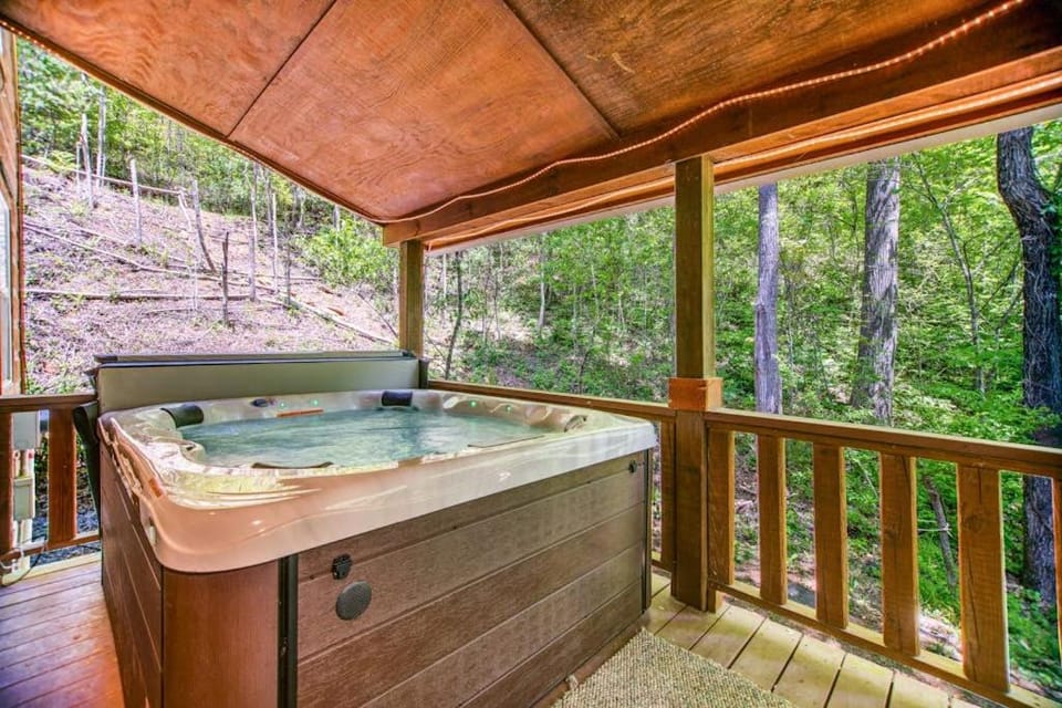 Red Fox Den House in Tennessee