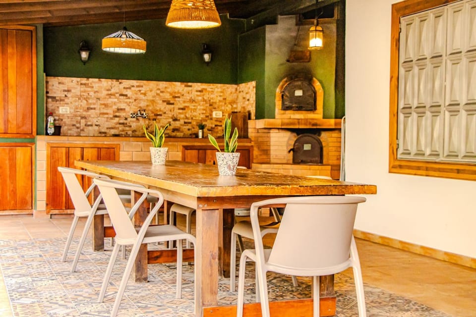 BBQ facilities, Kitchen or kitchenette, Dining area