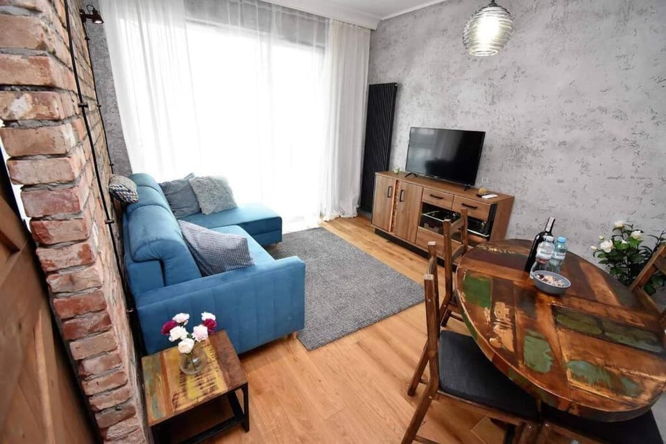 Apartament Blue Bastion Wałowa 23c z klimatyzacją i miejscem parkingowym w podziemnym parkingu Apartment in Gdansk