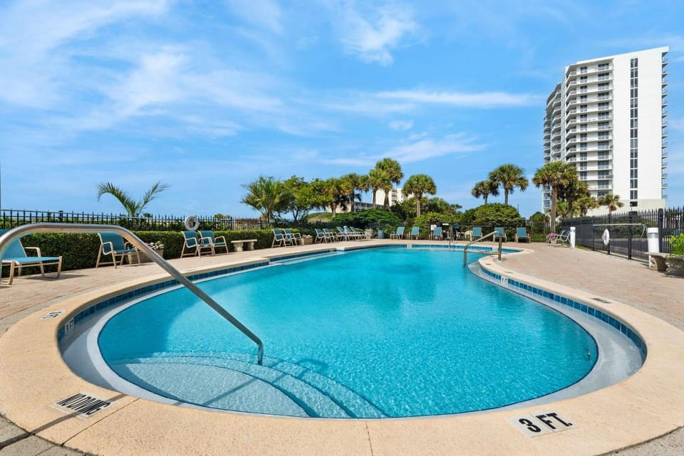 Santa Rosa Towers unit 1202 Apartment in Pensacola Beach