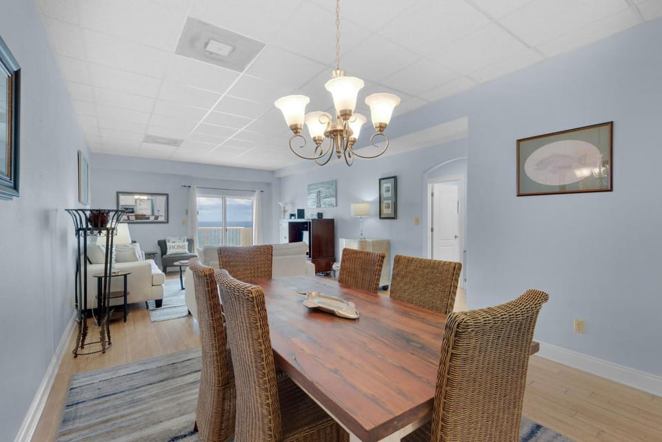 Sans Souci unit 705 Apartment in Pensacola Beach