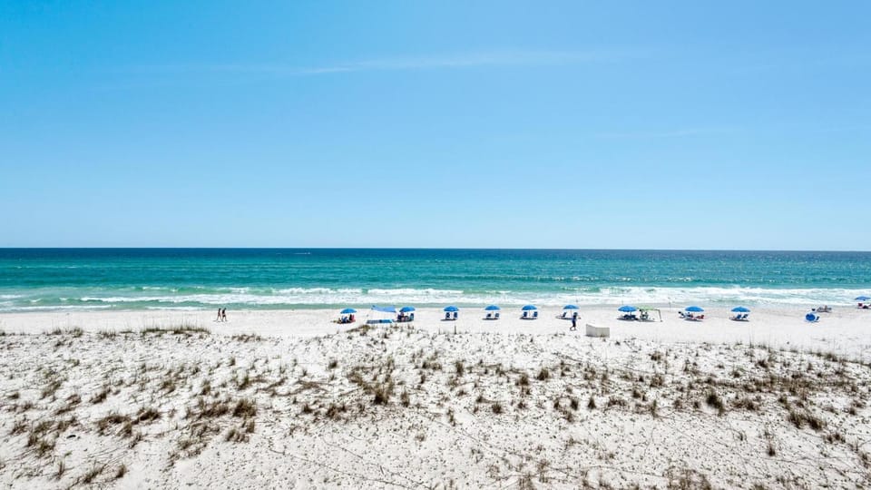Sans Souci unit 203 - Oceans Edge Apartment in Pensacola Beach