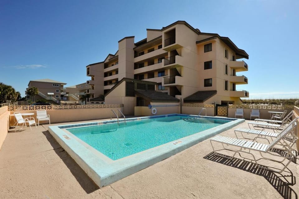 Gulf Winds 101 Apartment in Pensacola Beach