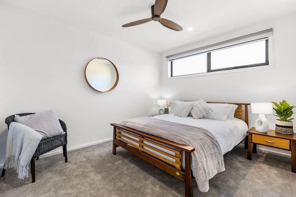 Photo of the whole room, Bedroom, fireplace