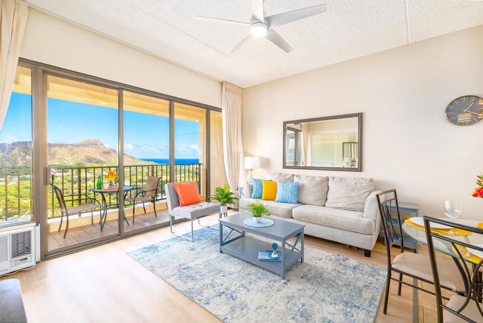 Balcony/Terrace, Living room
