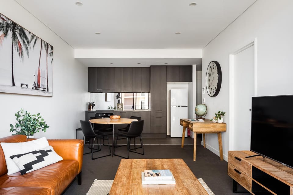 Kitchen or kitchenette, Living room, Dining area