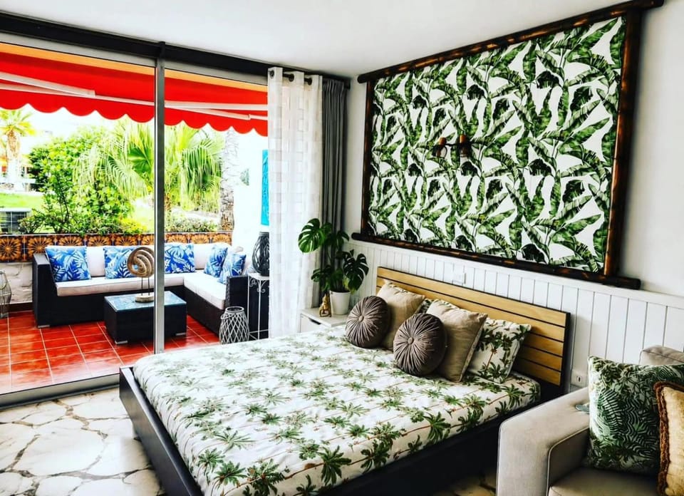 Tropical garden view with pool Apartment in Costa del Silencio