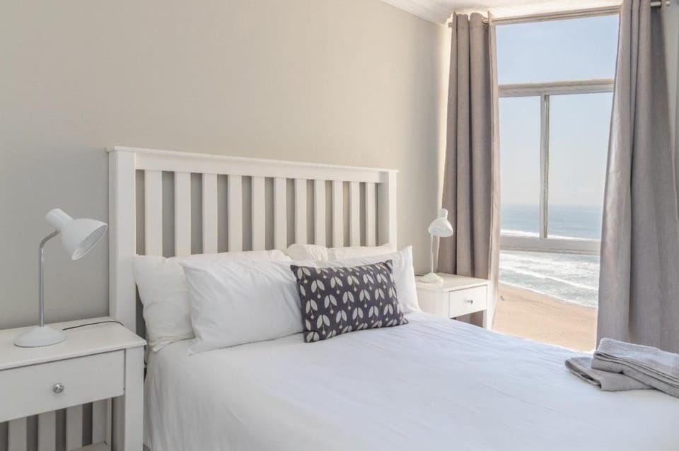 Bedroom, Sea view