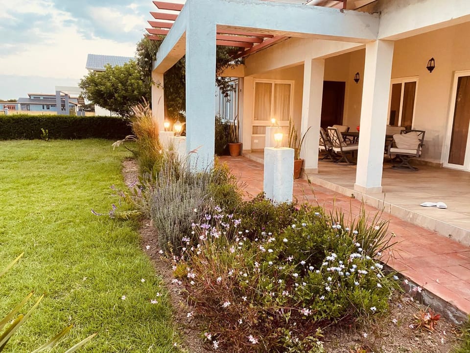 Oloibor Farmhouse near Ol Pejeta Nanyuki House in Kenya