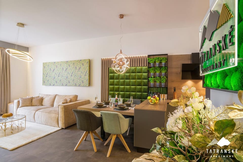 Living room, Dining area