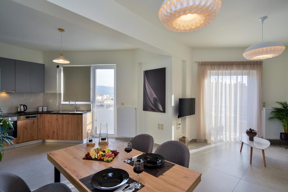 Kitchen or kitchenette, Living room, Seating area, Dining area, Communal kitchen