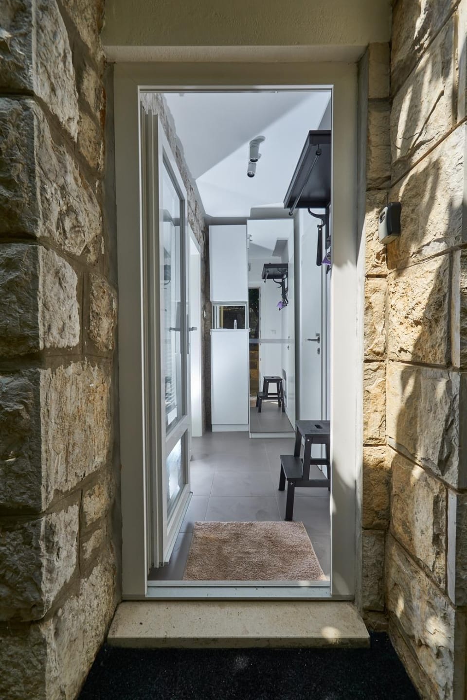 Facade/entrance