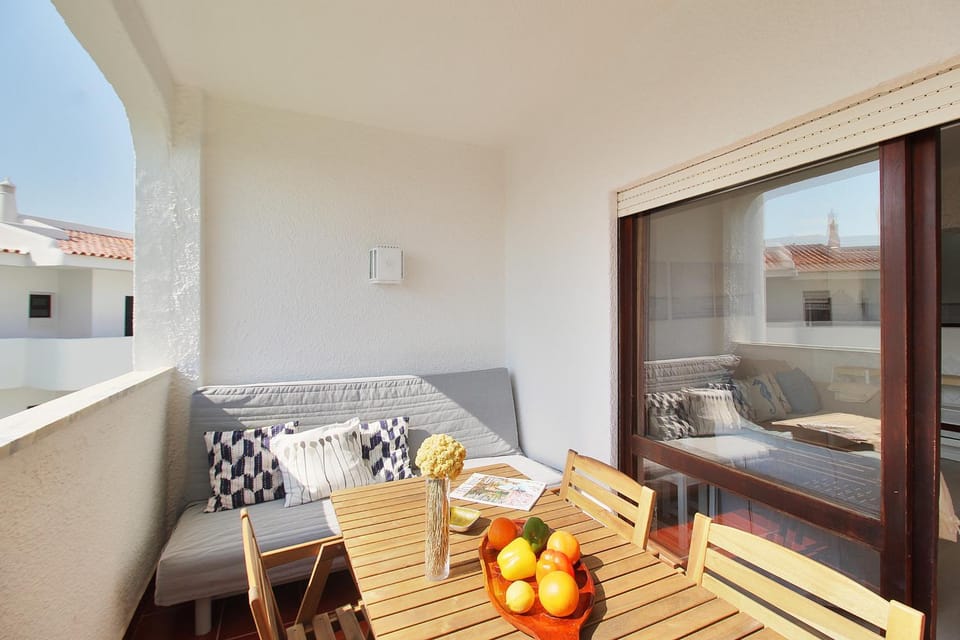 Balcony/Terrace, Dining area