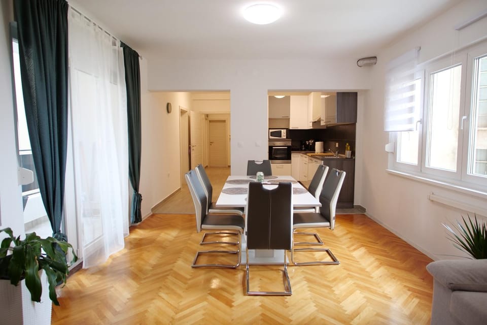 Arena apartment with 3 bedrooms in the city center Apartment in Pula
