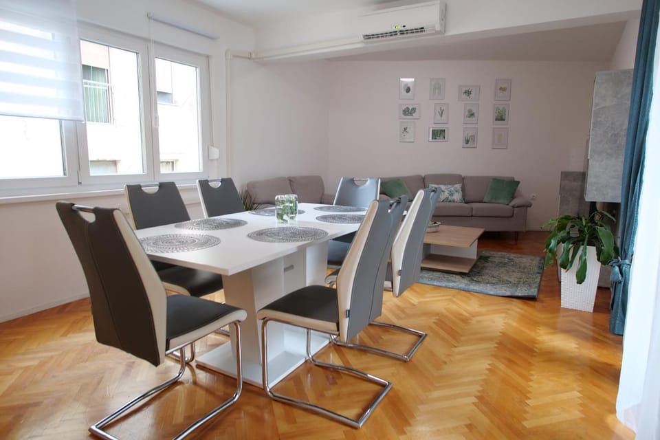 Arena apartment with 3 bedrooms in the city center Apartment in Pula