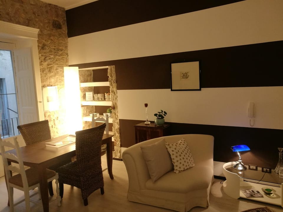Al Campanile Apartment in Sicily
