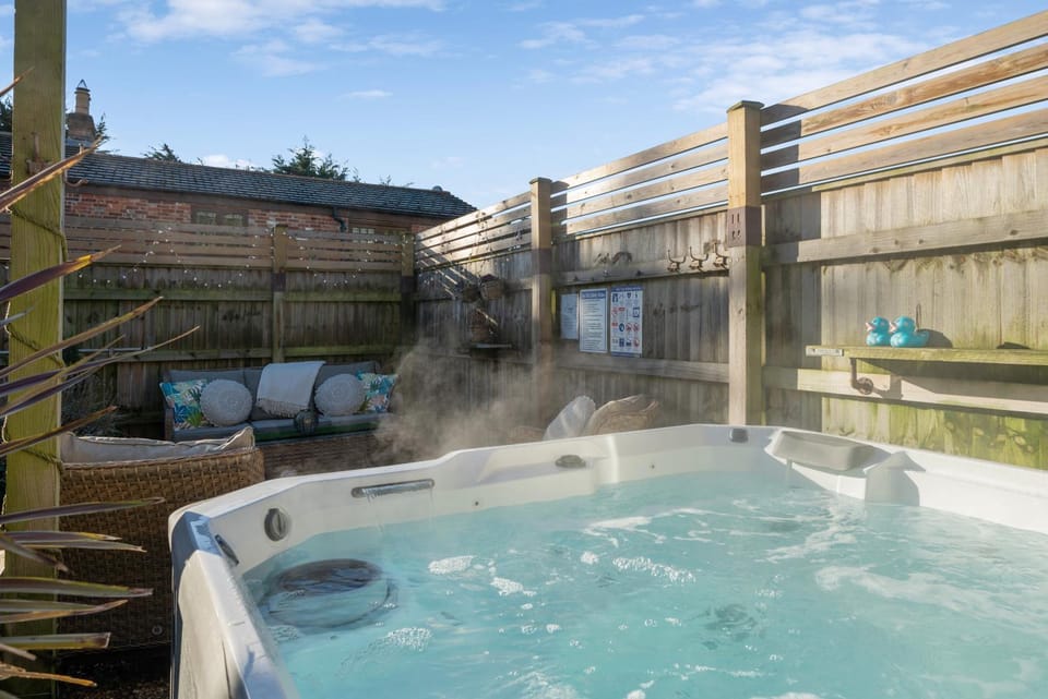 Natural landscape, Hot Tub