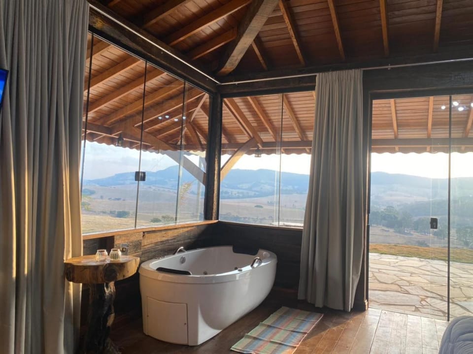 Hot Tub, Mountain view