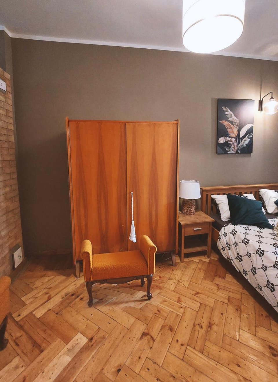Bedroom, wardrobe