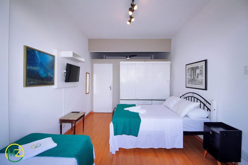 Comfortable Studio for 4 people in Copacabana Apartment in Rio de Janeiro