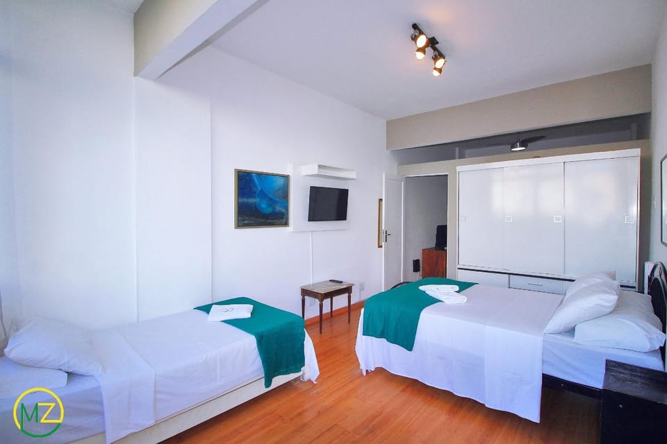 Comfortable Studio for 4 people in Copacabana Apartment in Rio de Janeiro