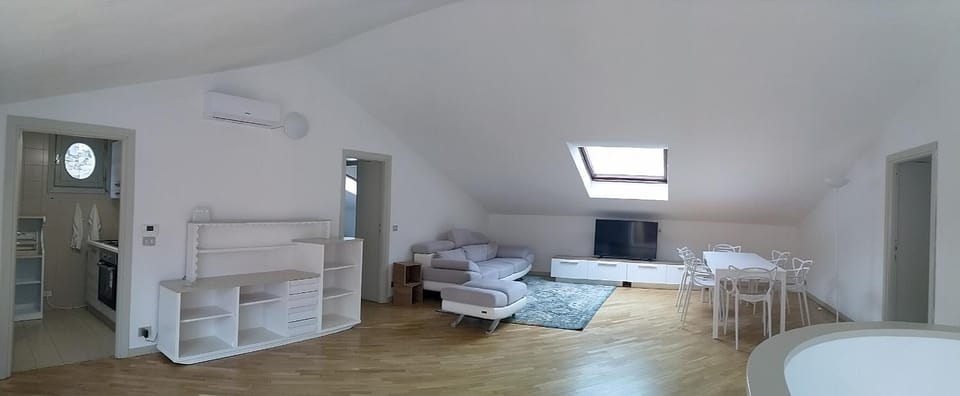 Kitchen or kitchenette, Living room, Photo of the whole room, Seating area, Dining area, Lunch