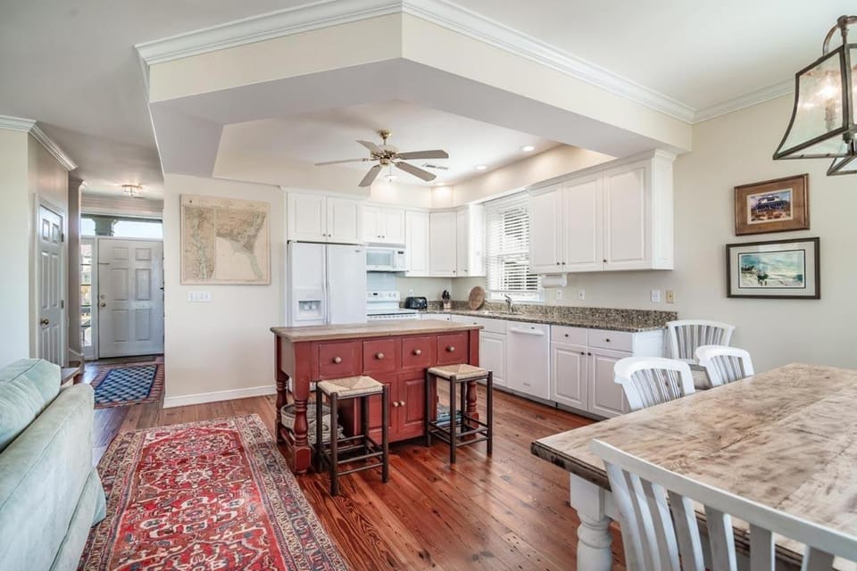 Coastal Retreat at The Rookery: 4 BDRM Home House in South Carolina