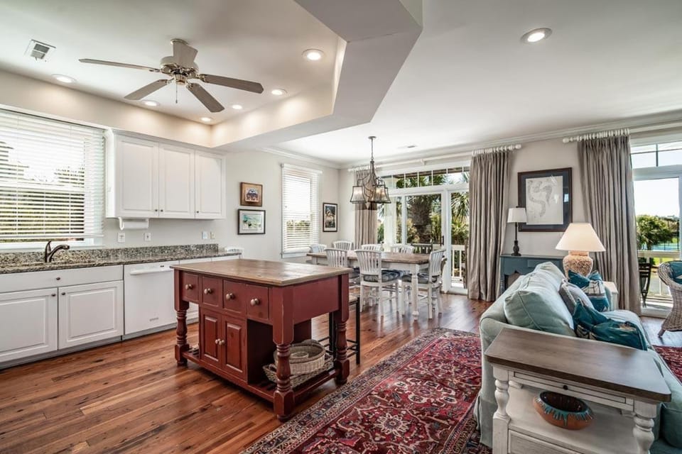 Coastal Retreat at The Rookery: 4 BDRM Home House in South Carolina