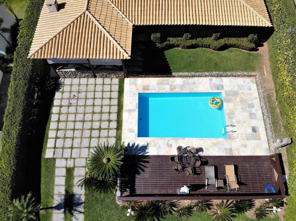 Bird's eye view, Pool view