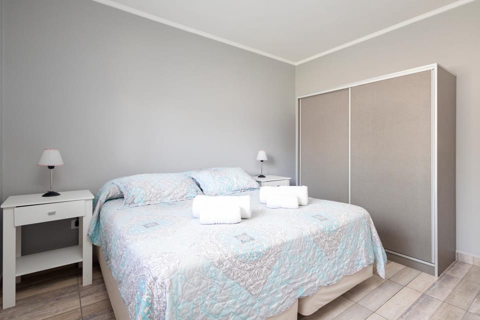 Bed, Photo of the whole room, Bedroom, towels, wardrobe