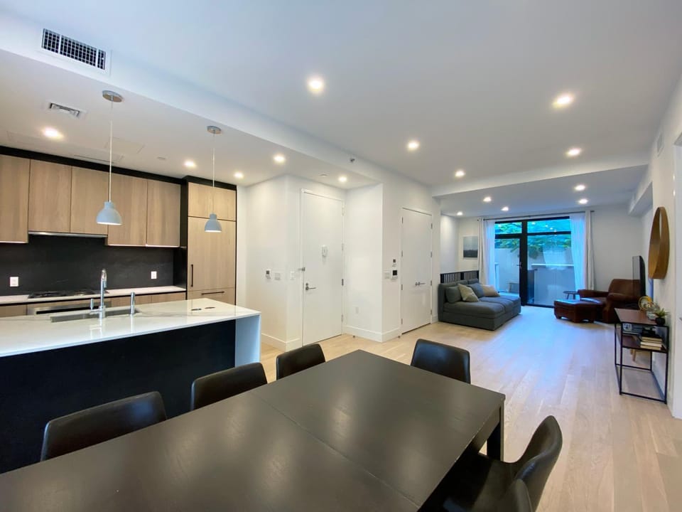Private Garden Residence in Luxury Condominium Apartment in East Village
