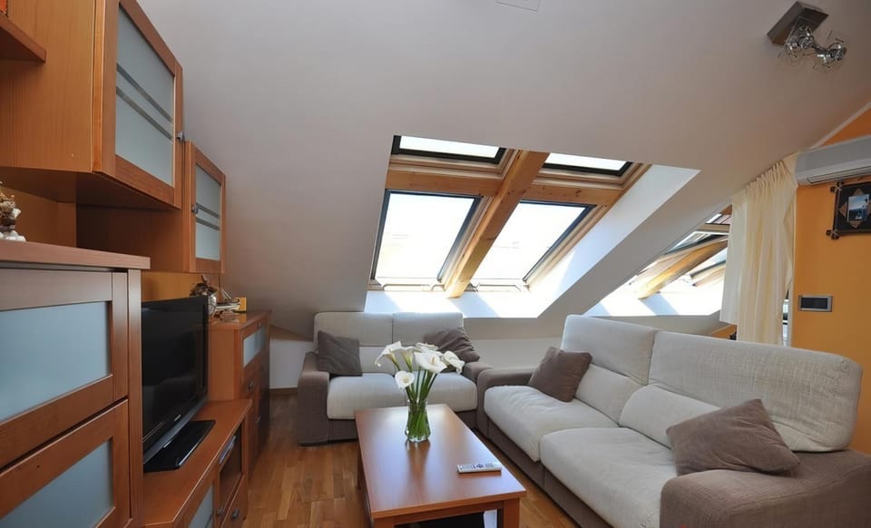 Acogedor ático a pie de mar y montaña. Apartment in Galicia