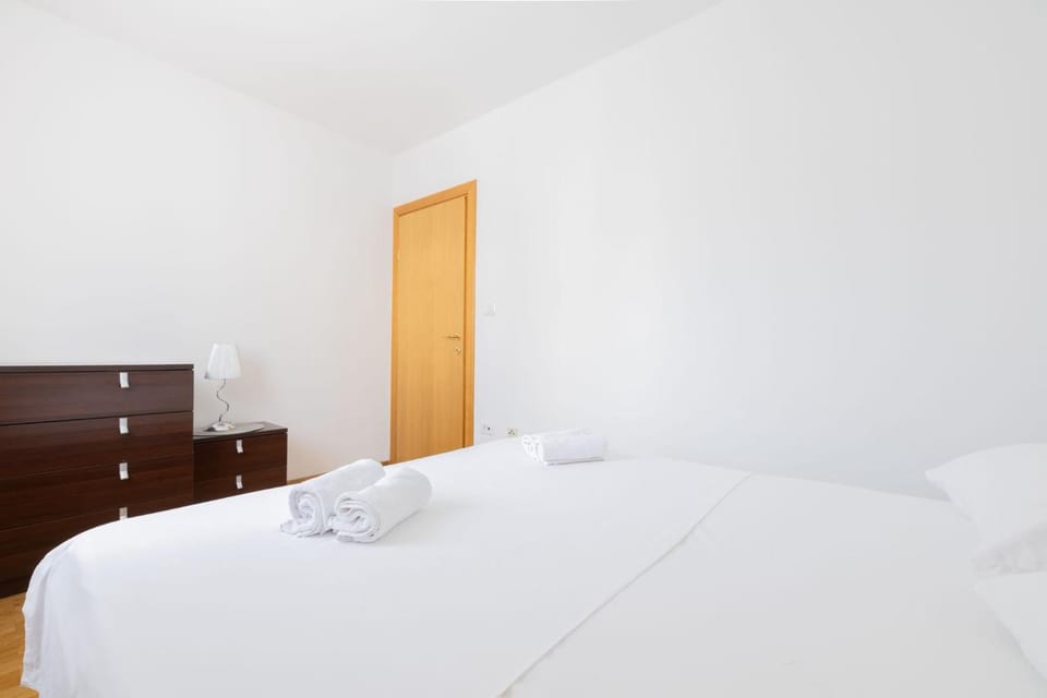 Bed, Bedroom, wardrobe