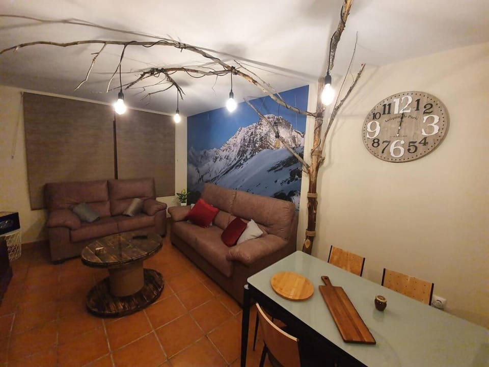Paraíso Desconocido 4. La Leyenda del Curavacas Apartment in Cantabria