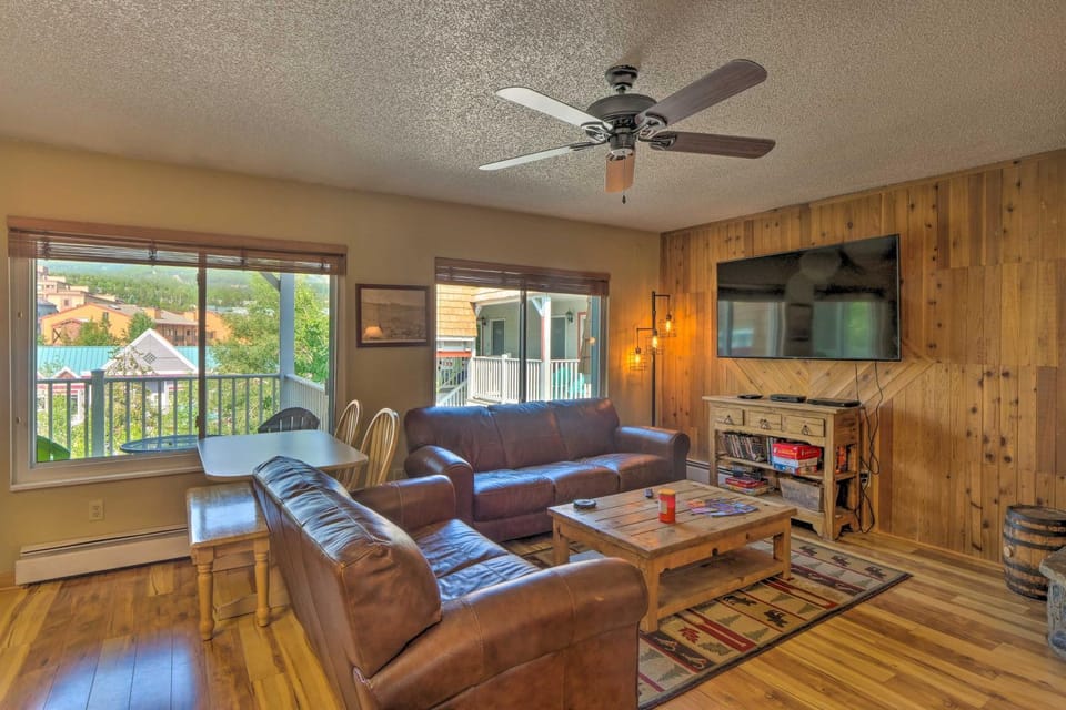 Ski & Unwind Fireside: Main St Condo in Tannhauser House in Breckenridge