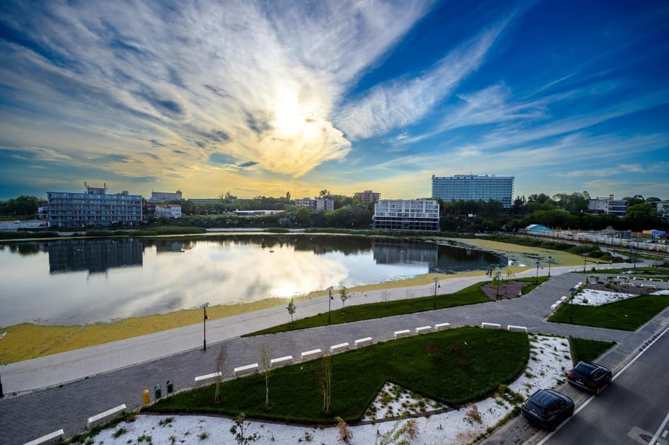 Nearby landmark, Day, Natural landscape, Lake view, Sunset