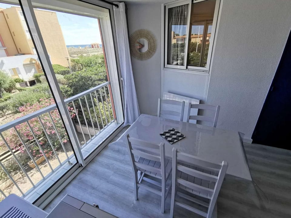 Résidence Copacabana - Magnifique appartement rénové pour 4 personnes à Port Leucate. Réf: 1COP_811H MAE-6944 Apartment in Le Barcarès