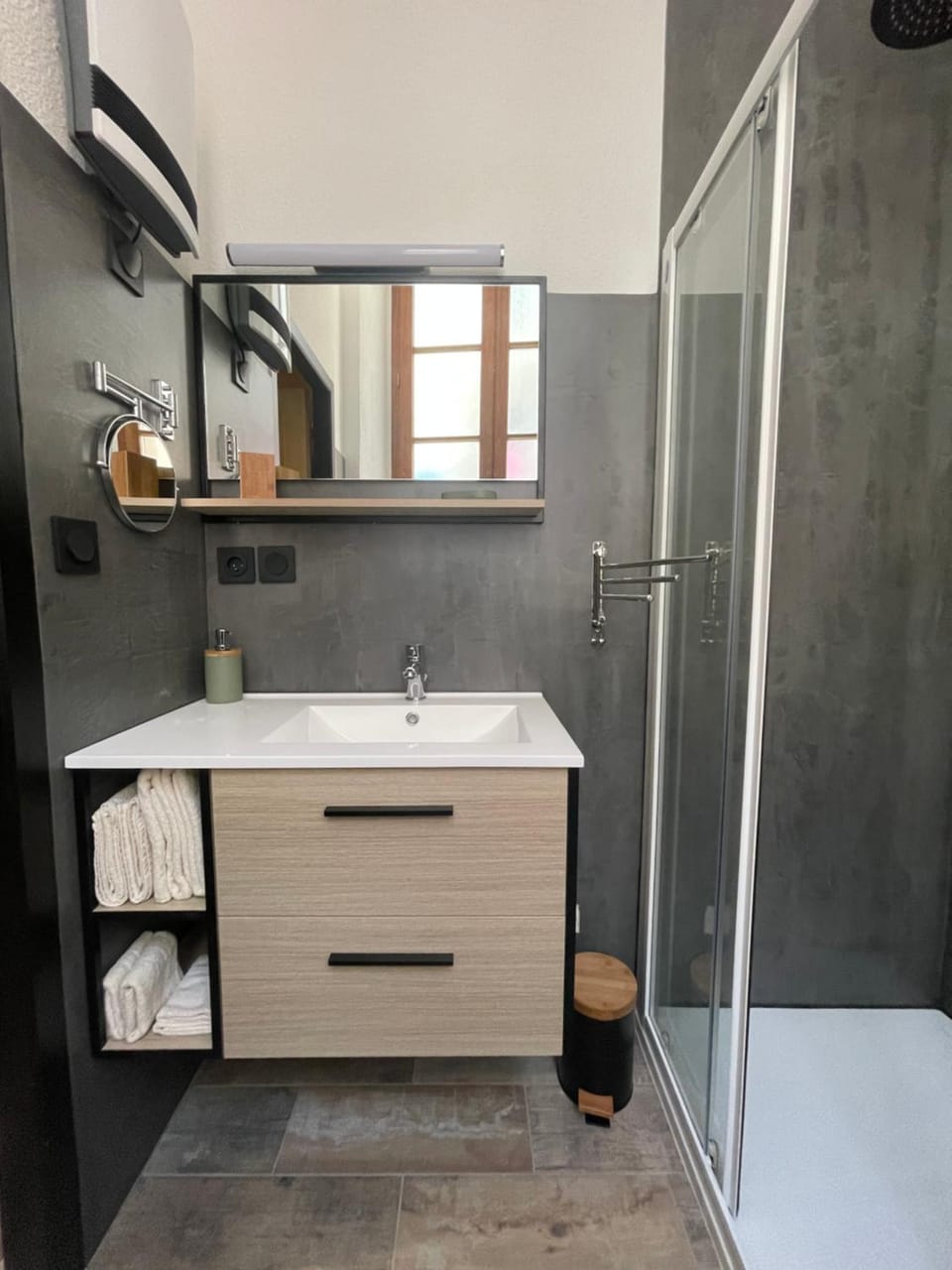 Shower, Property building