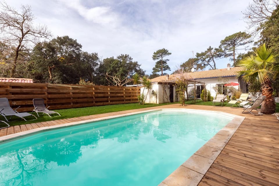 Beach, Swimming pool