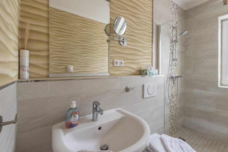 Bathroom, Living room