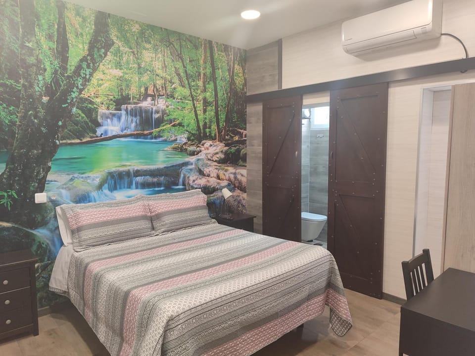 Hostal El Bosque Encantado Toledo Bed and Breakfast in Toledo
