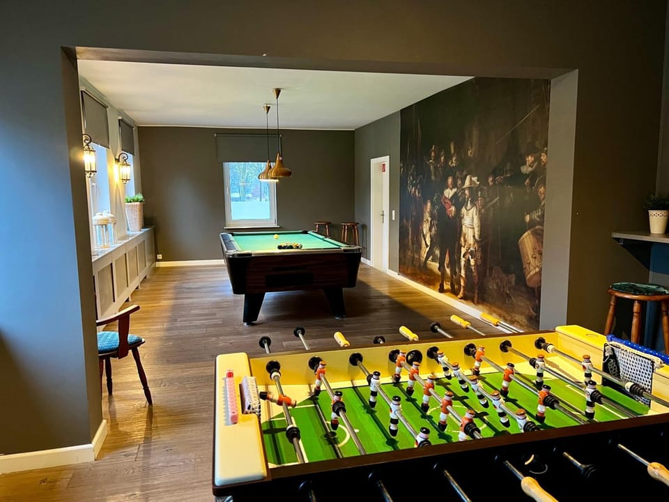 Tolles Ferienhaus für 18 Personen in Ostfriesland mit Kino, Bar, Sauna und Whirlpool House in Lower Saxony, Germany