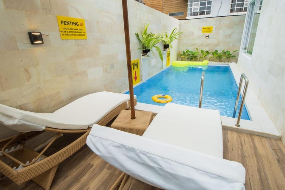 Villa White House Batu Villa in Batu