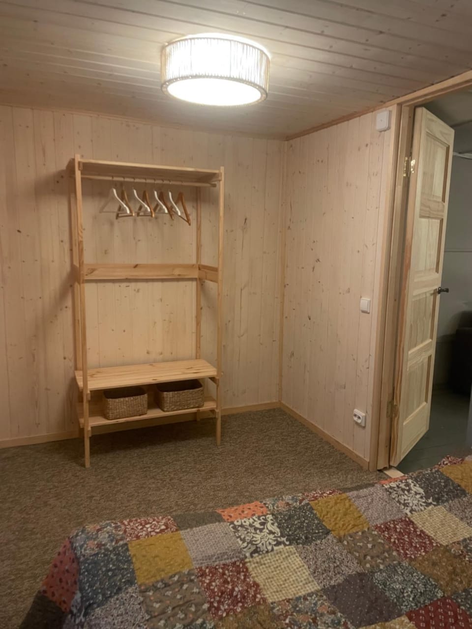Bedroom, storage