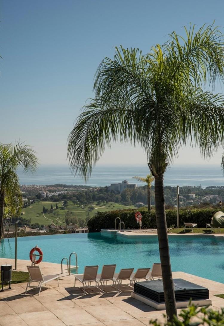 Luxury apartment in Benahavis with amazing views Apartment in Costa del Sol