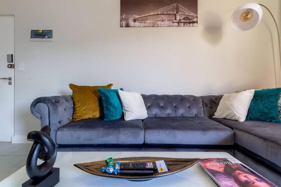#AlimamaSpaces: The Hakings Luxury Place Apartment in Sandton